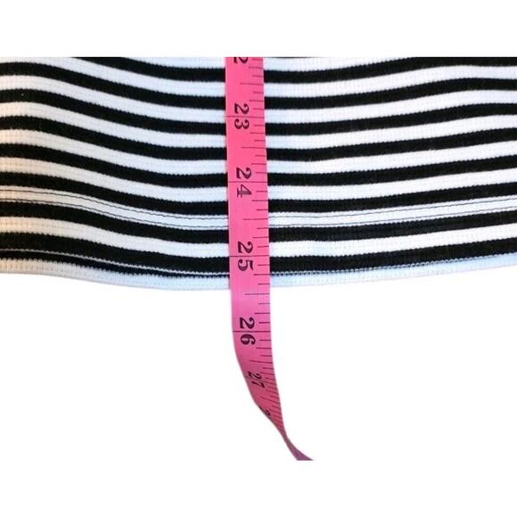 Chico's Women's Pullover Blouse Tunic Zip Shoulders Size 2 US L/12 Black White - Picture 7 of 7